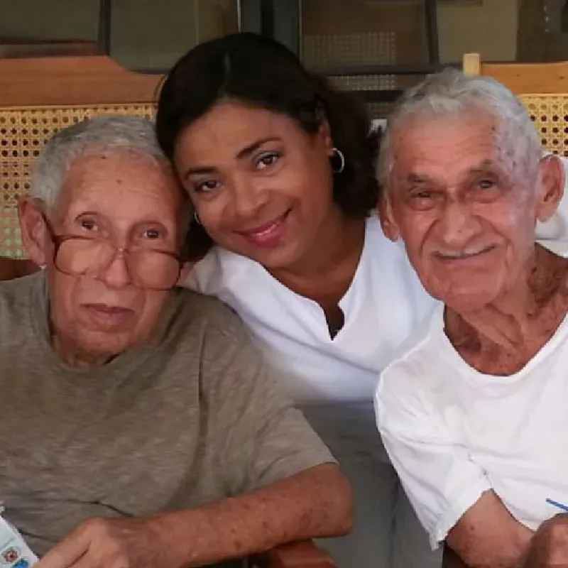 Disfruta lo que hacemos – Viejo Te Amo